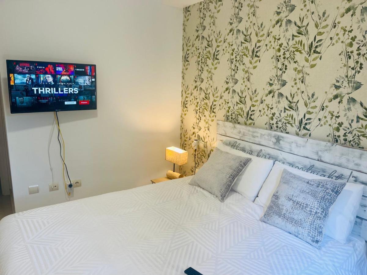 Marbella Pleasant Duplex By Elviria Las Dunas Beach エクステリア 写真