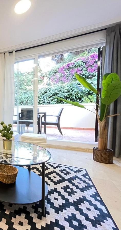 Marbella Pleasant Duplex By Elviria Las Dunas Beach エクステリア 写真