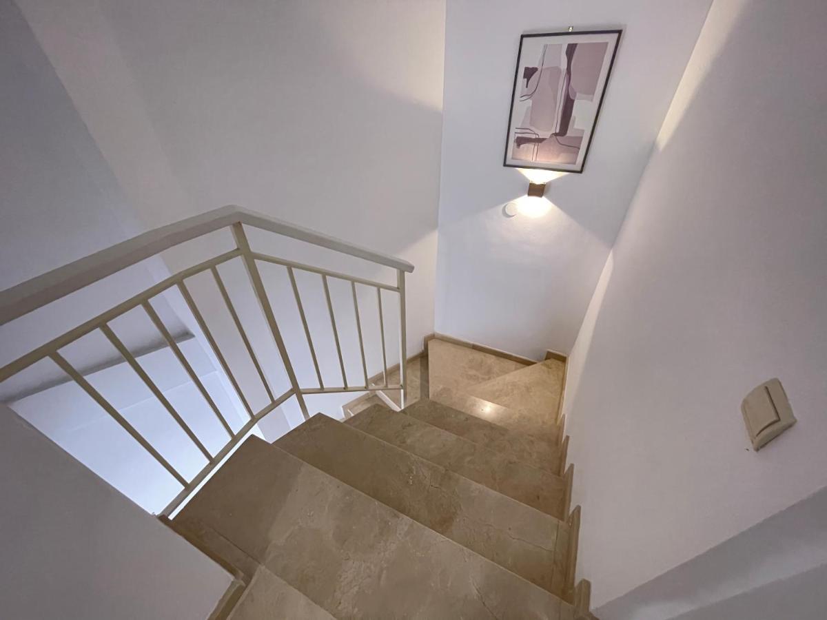 Marbella Pleasant Duplex By Elviria Las Dunas Beach エクステリア 写真